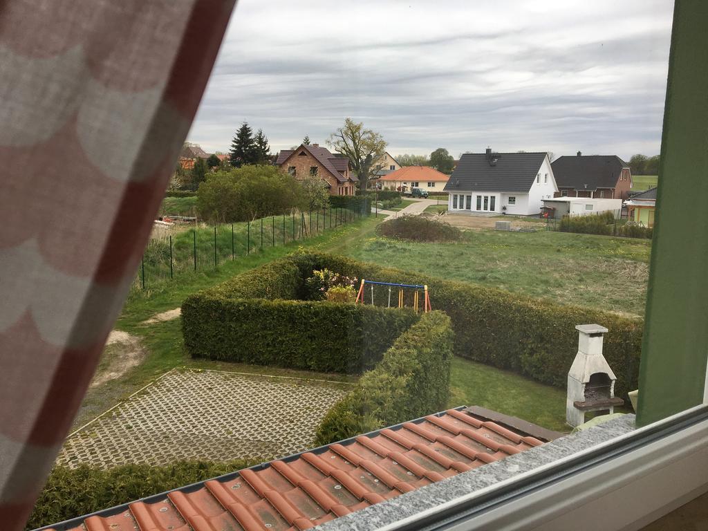 Apartmenthaus Luett Meer Ludorf エクステリア 写真