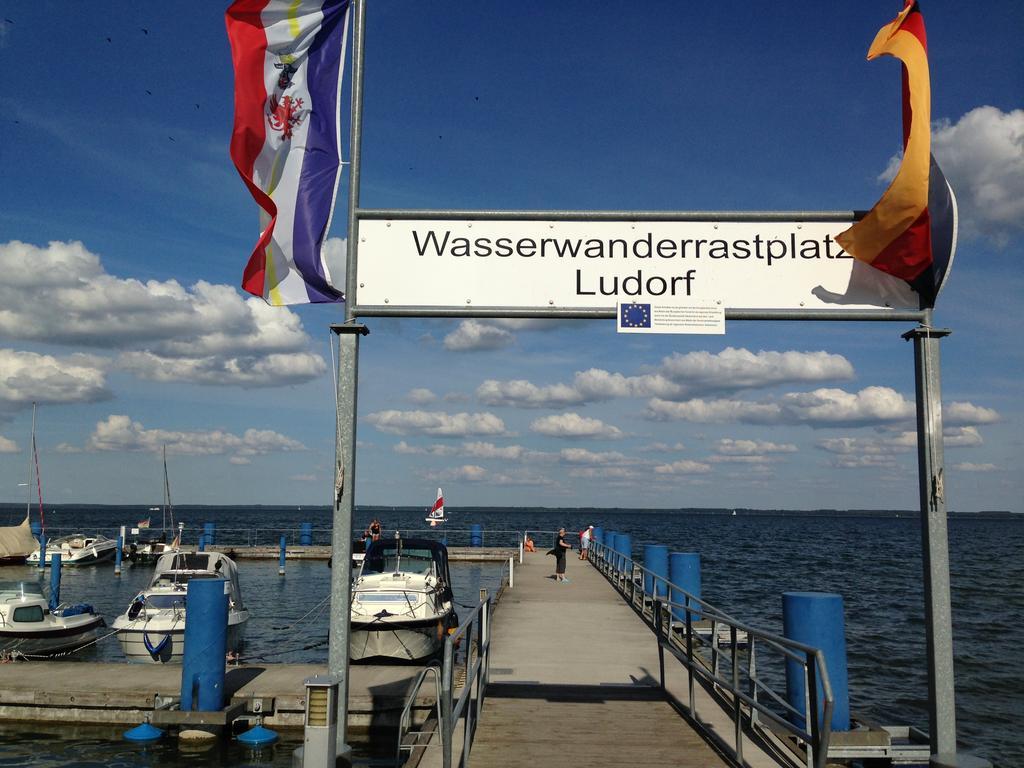 Apartmenthaus Luett Meer Ludorf エクステリア 写真